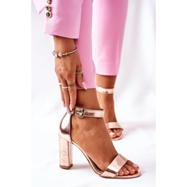 Sandali classici in pelle su barra Laura Messi 1760 Champagne rosa 1