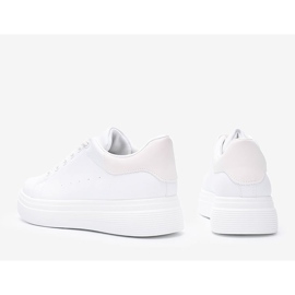 Scarpe da ginnastica bianche su suola spessa Justar beige bianca 1