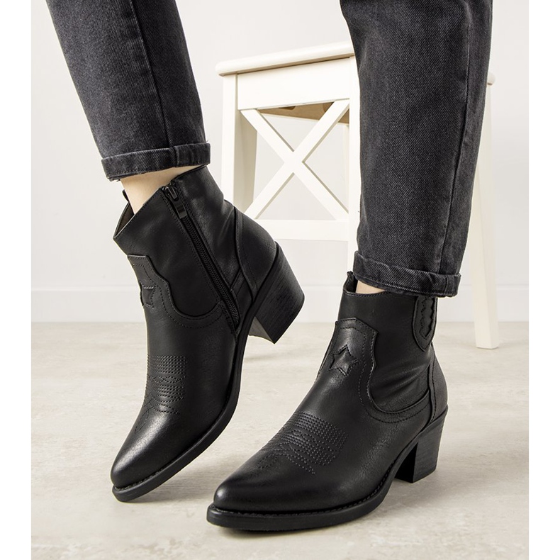 Stivali da cowboy neri con motivo Mustgrow ricamato nero 1