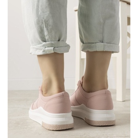Sneakers da donna rosa di Millie 1