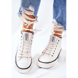 Sneakers alte isolate Big Star II274158 Bianco 1