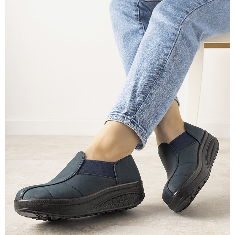 Scarpe blu navy su suola alta Spike 1