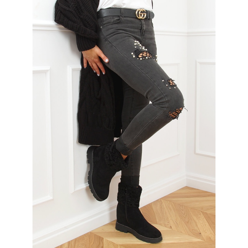 Stivali su una zeppa nascosta nero KL-711 Black 1