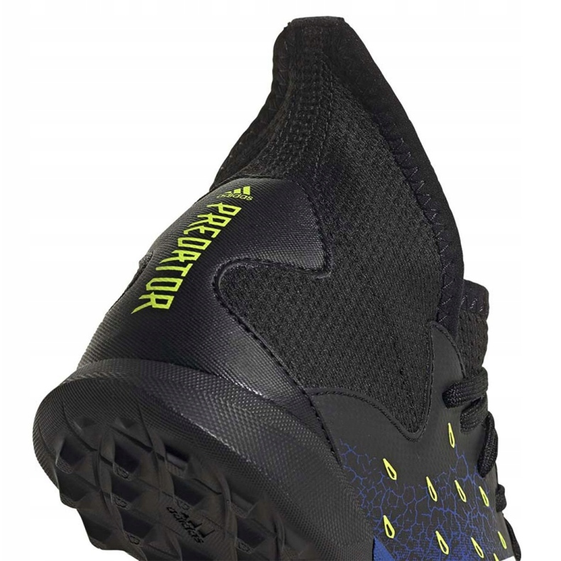 Scarpe da calcio Adidas Predator Freak.3 Tf Jr FY0624 blu 6