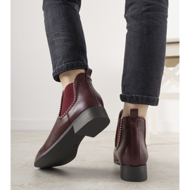 Classici stivaletti rossi con elastico e borchie Merino rosso 1