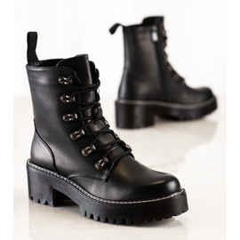 Janessa Lavoratori della moda nero 1