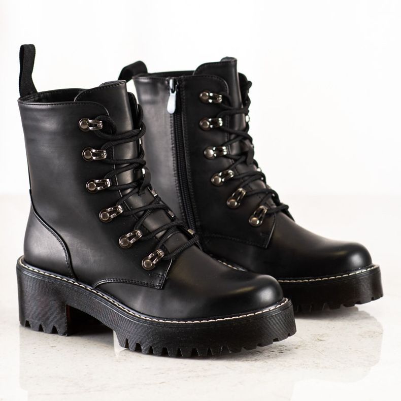 Janessa Lavoratori della moda nero 2