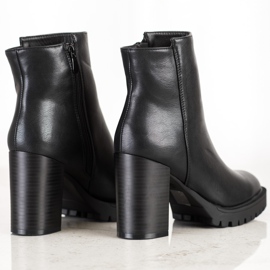 Lovery Stivali classici in ecopelle nero 1