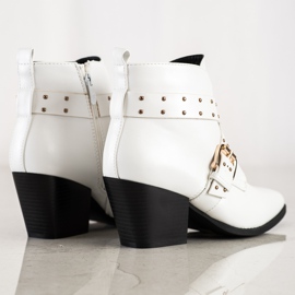 Lucky Shoes Stivali rock sul post bianca 1