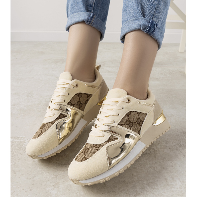 Sneakers beige da donna di Jovanna 1