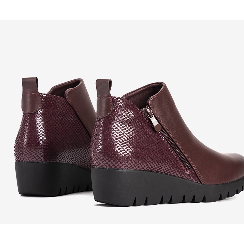 Stivali bordeaux su una delicata zeppa Enrica rosso multicolore 1