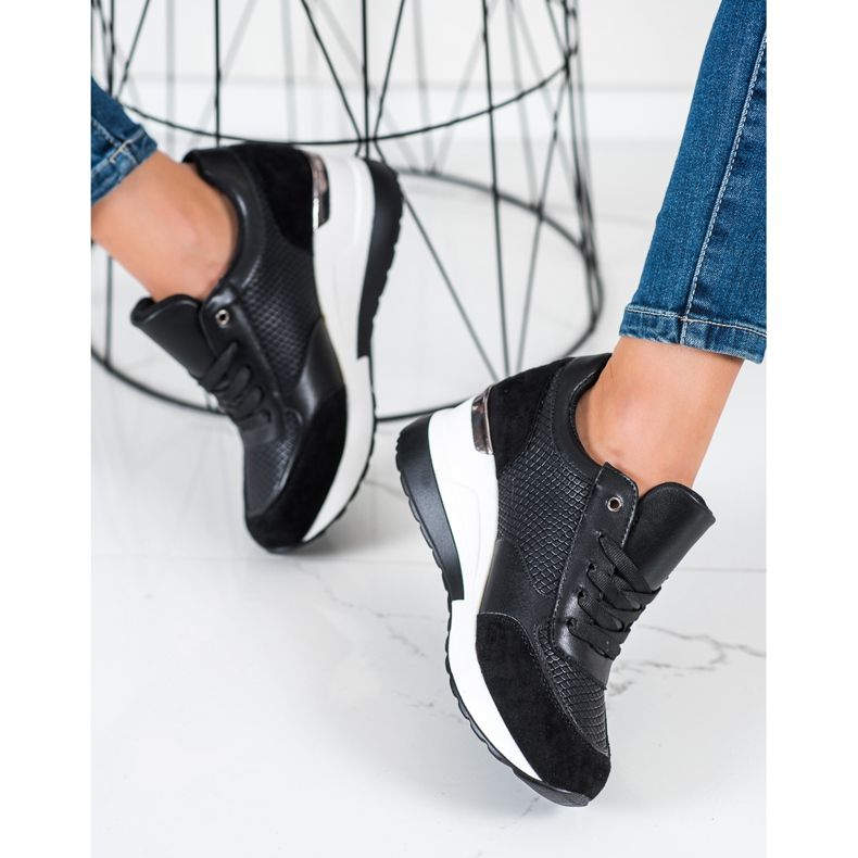 SHELOVET Sneakers con zeppa leggera nero 1