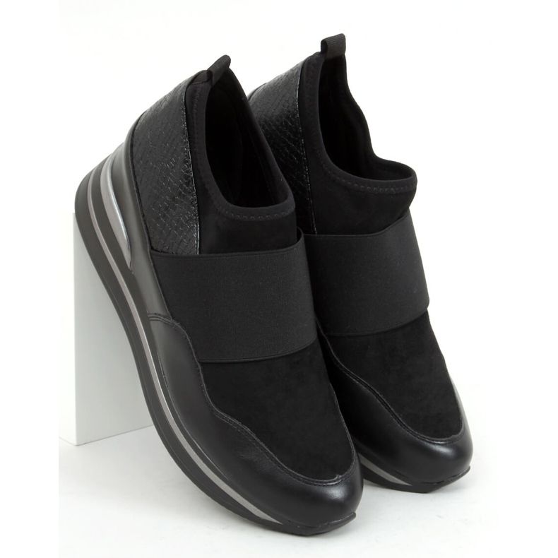 Nero RQ302 Scarpe sportive nere con zeppa 1