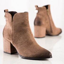 Stivali con tacco alto in pelle scamosciata di VINCEZA beige marrone 1