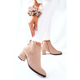 Vinceza Stivali da donna in pelle scamosciata Beige Ardmore 2
