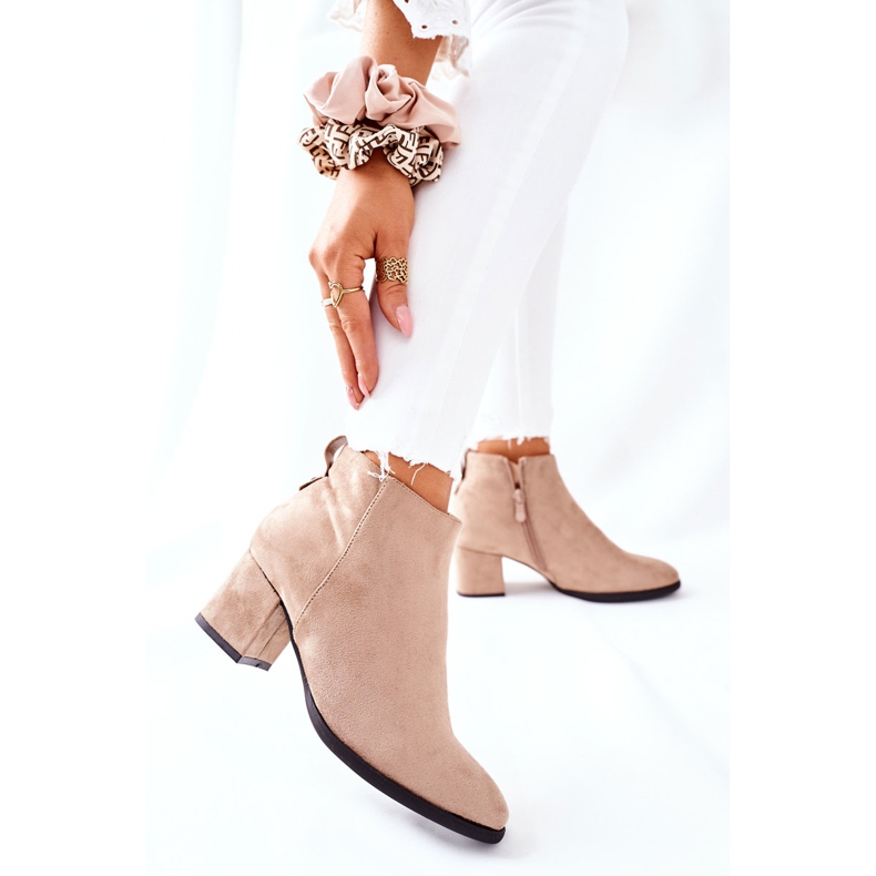 Vinceza Stivali da donna in pelle scamosciata Beige Ardmore 2