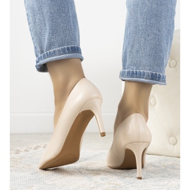 Décolleté classiche beige sul tacco a spillo Isla 1