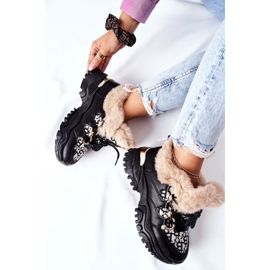 Scarpe sportive isolate da donna Black Heart Beats nero 1