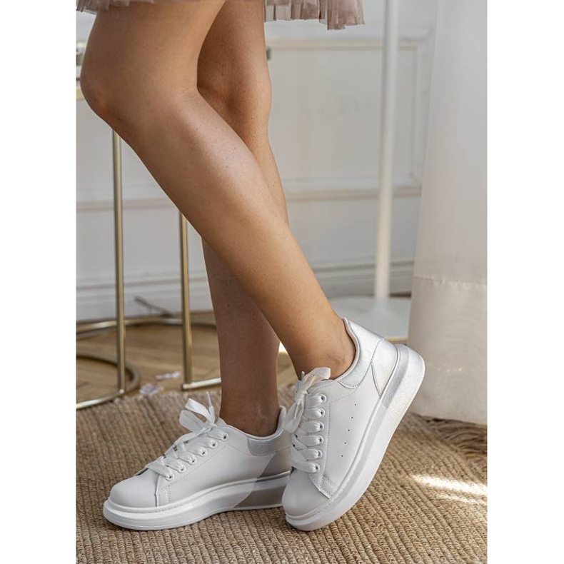 Sneakers bianche con tomaia Run argento bianco 1