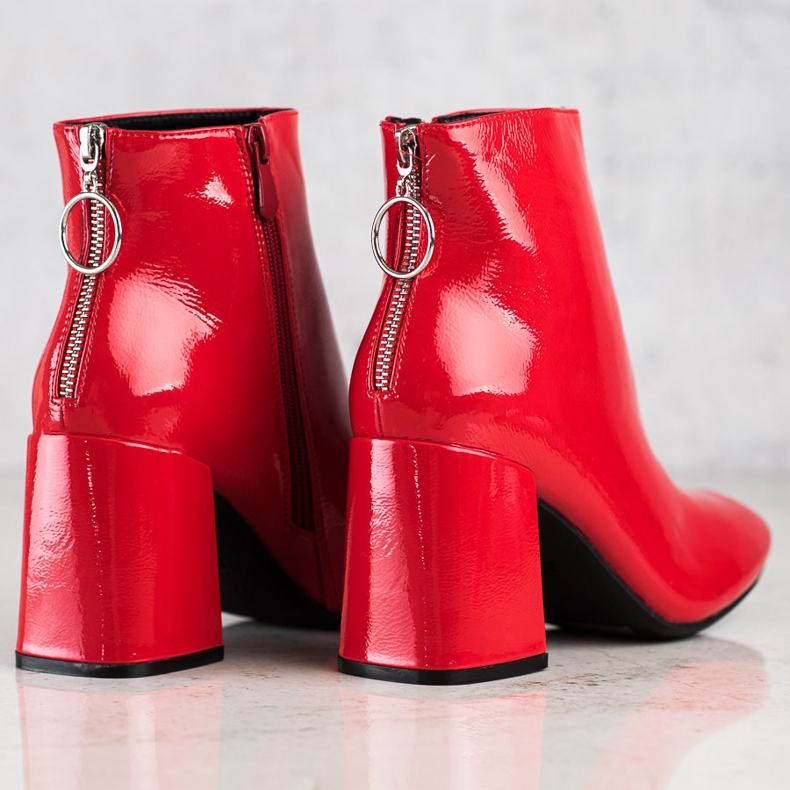 Lucky Shoes Stivali laccati sul post rosso 1
