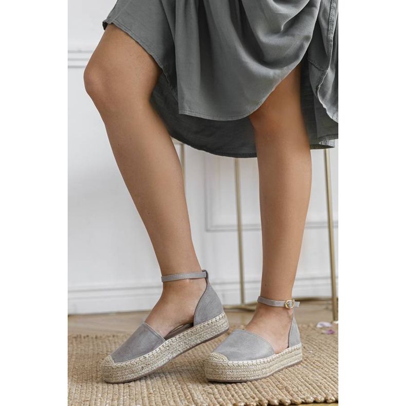 Espadrillas grigie sulla piattaforma Summer beige grigio 1