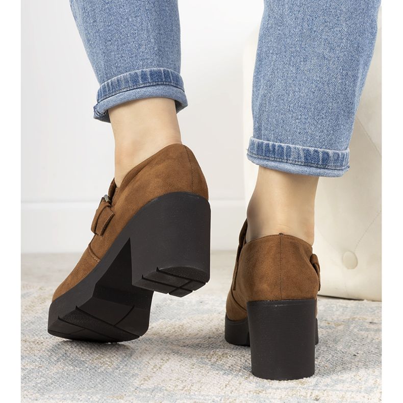 Scarpe beige sul post Leonie cachi 1