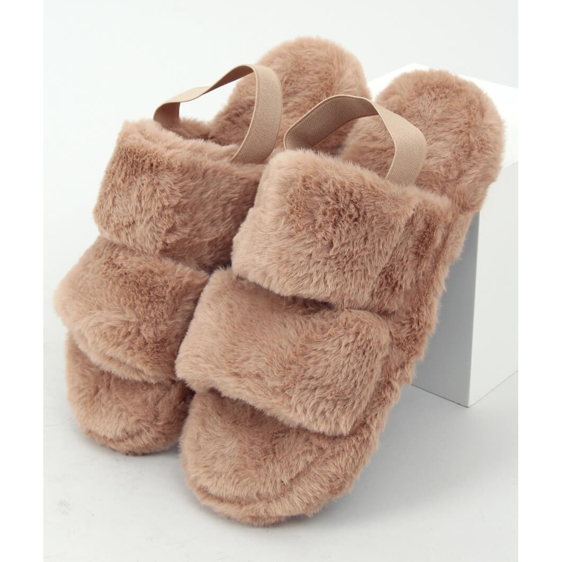 Pantofole da donna in pelliccia beige scuro N-92 marrone 1