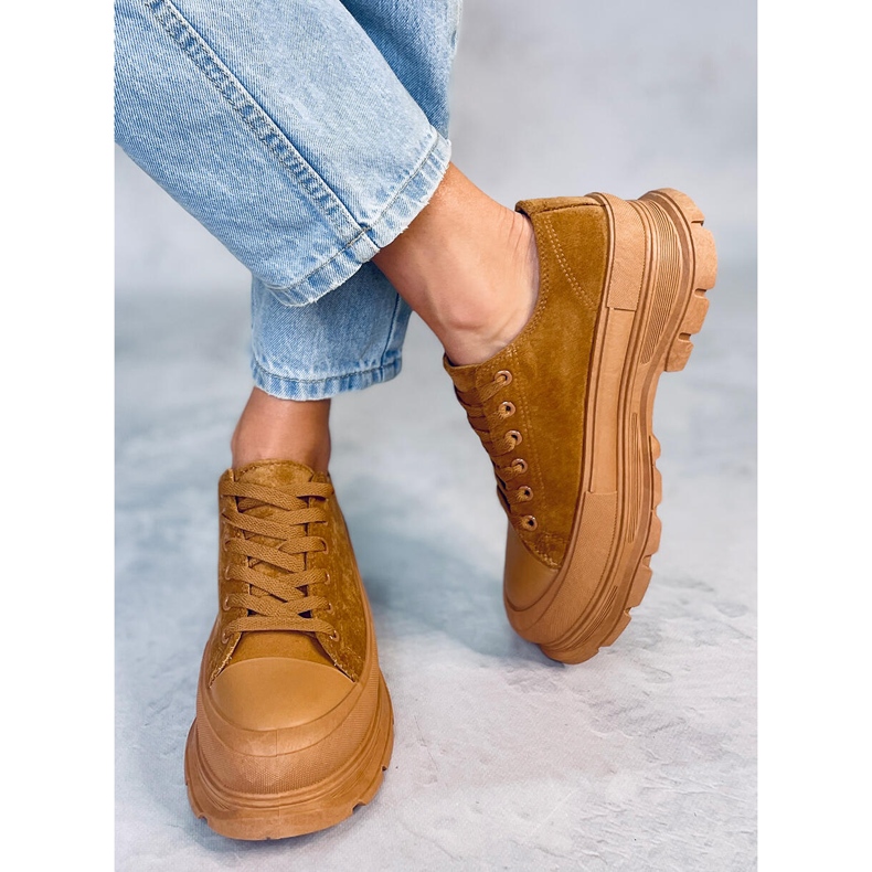 Lily Camel sneakers con suola alta marrone 2