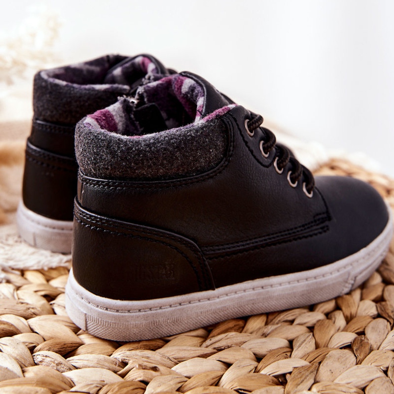Scarpe sportive isolate per bambini Big Star BB374132BS Nero 2