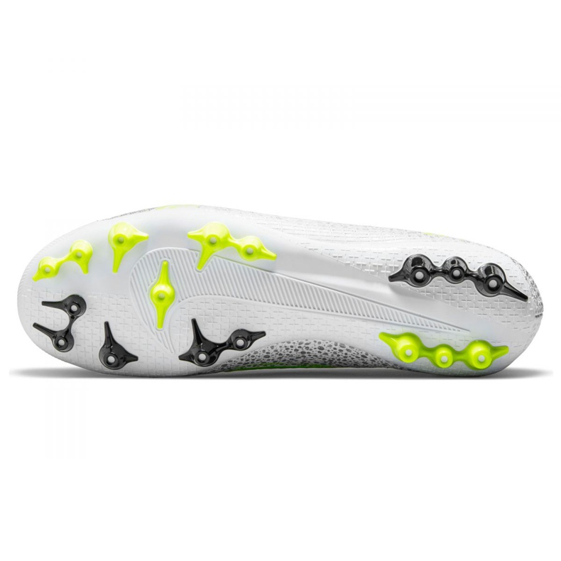 Nike Superfly 8 Academy Ag M CV0842-107 scarpe da calcio d'argento 1