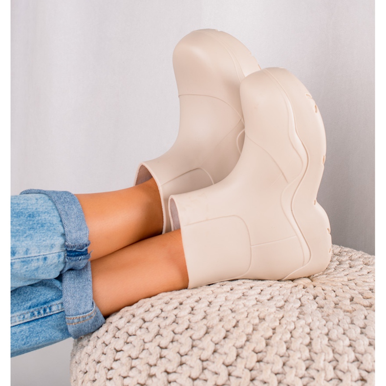 TRENDI Wellies sulla piattaforma della moda bianco 1