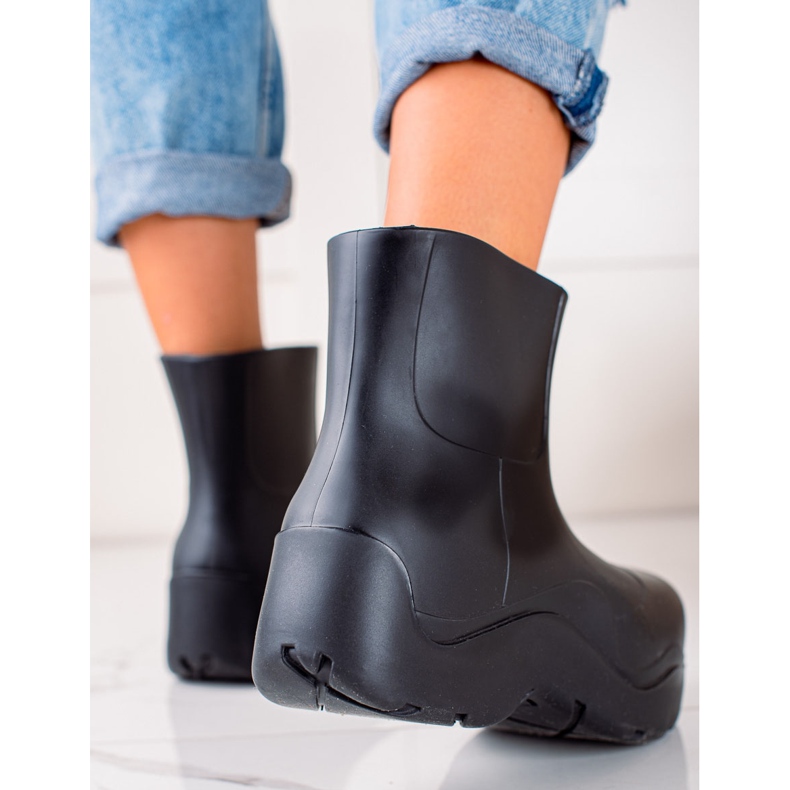 TRENDI Galosce sulla piattaforma della moda nero 1