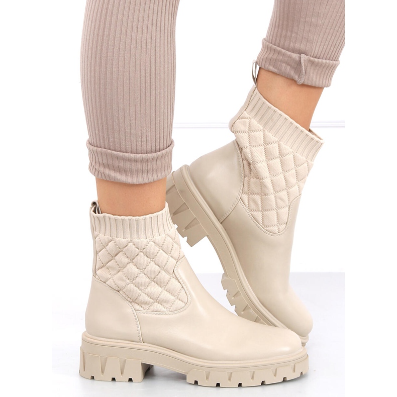 Stivali con tomaia trapuntata Elin Beige 2