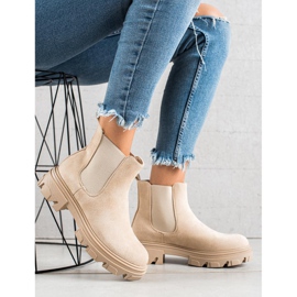 TRENDI Stivaletti Chelsea in pelle scamosciata sulla piattaforma beige 1