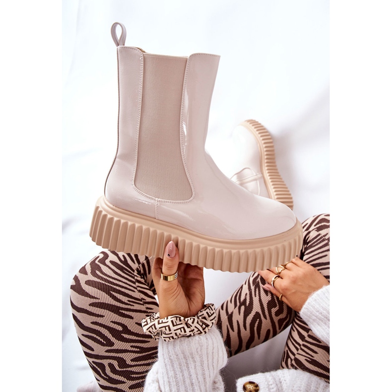 Stivali Alti Laccati Su Piattaforma Sereia Beige 1