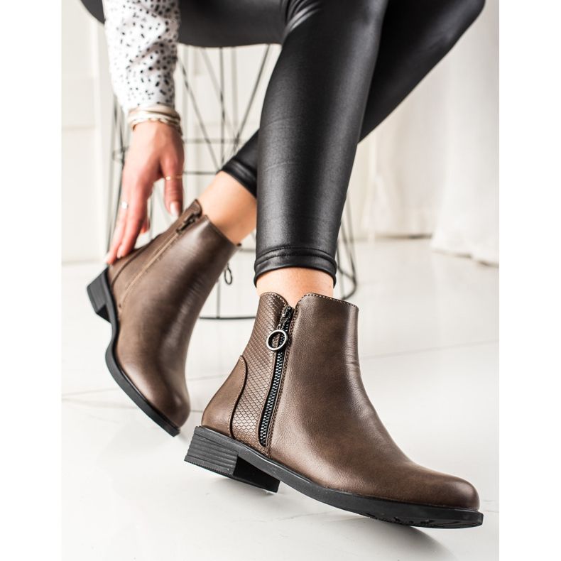TRENDI Stivali marroni alla moda marrone 1