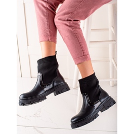 TRENDI Borse slip-on sulla piattaforma nero 1