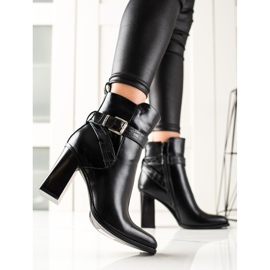 Bestelle Stivali con tacco alto nero 1