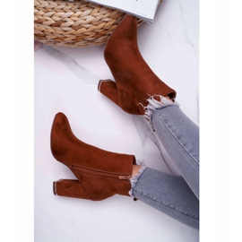 Stivali con tacco alto color cammello da donna marrone 4