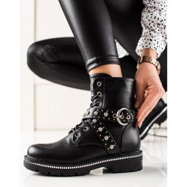 Kayla Roccia lavoratori con Jet nero 2