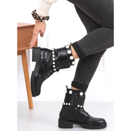 Lavoratori di perle nere Gabo nero 1