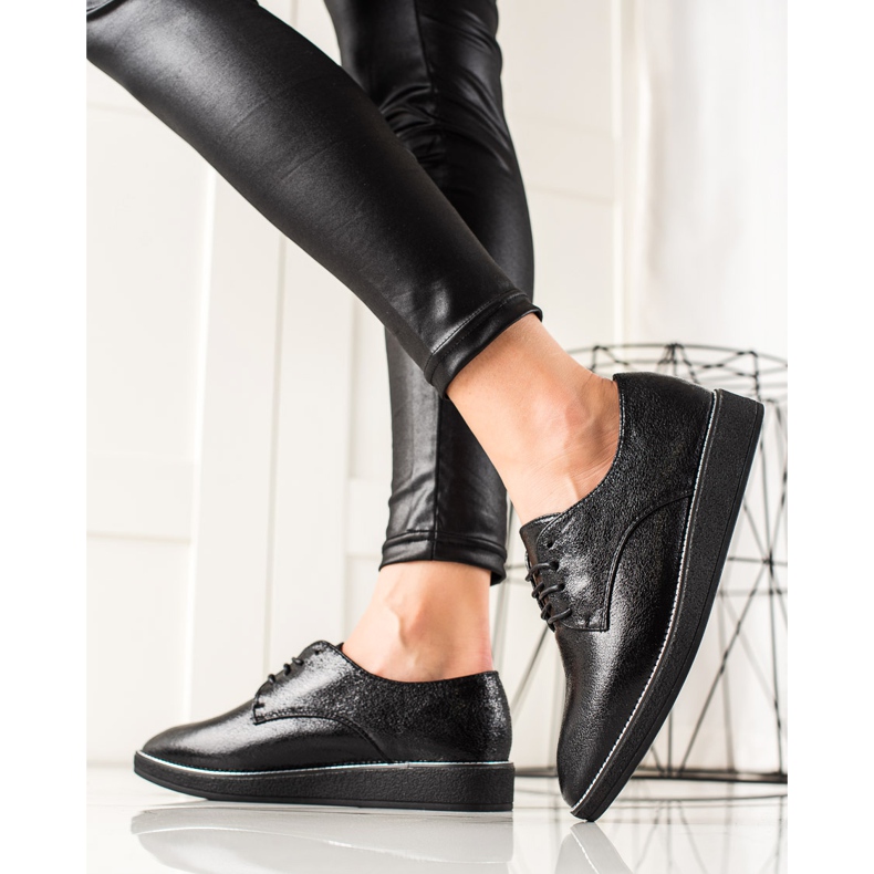 TRENDI Scarpe classiche lucide nero 1