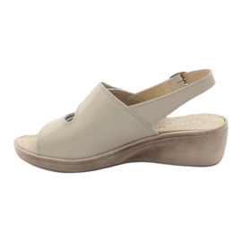 Sandali con zeppa da donna Gregors 592 beige 2