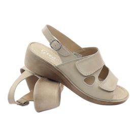 Sandali con zeppa da donna Gregors 592 beige 3