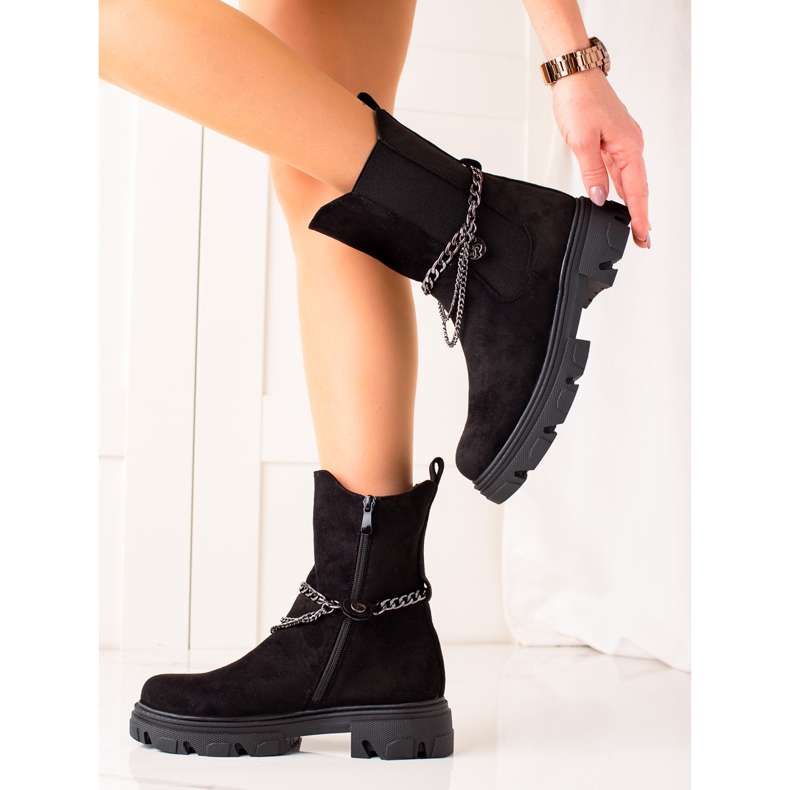 Bestelle Stivali alla moda in pelle scamosciata con catena nero 2