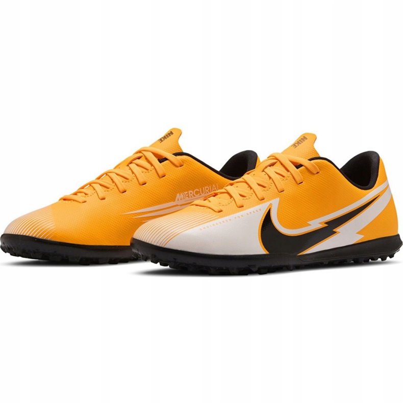 Nike Mercurial Vapor 13 Club Tf Jr AT8177 801 scarpe da calcio gialli 1