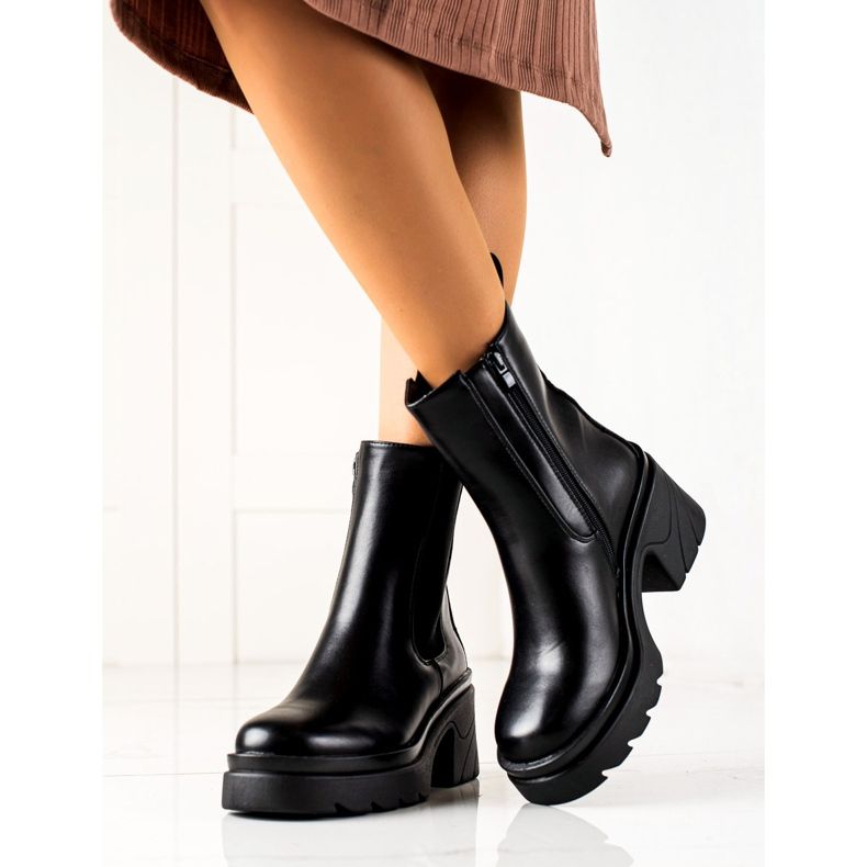 TRENDI Stivali su piattaforma beige nero 1
