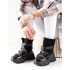 TRENDI Doposci sportivi nero 1