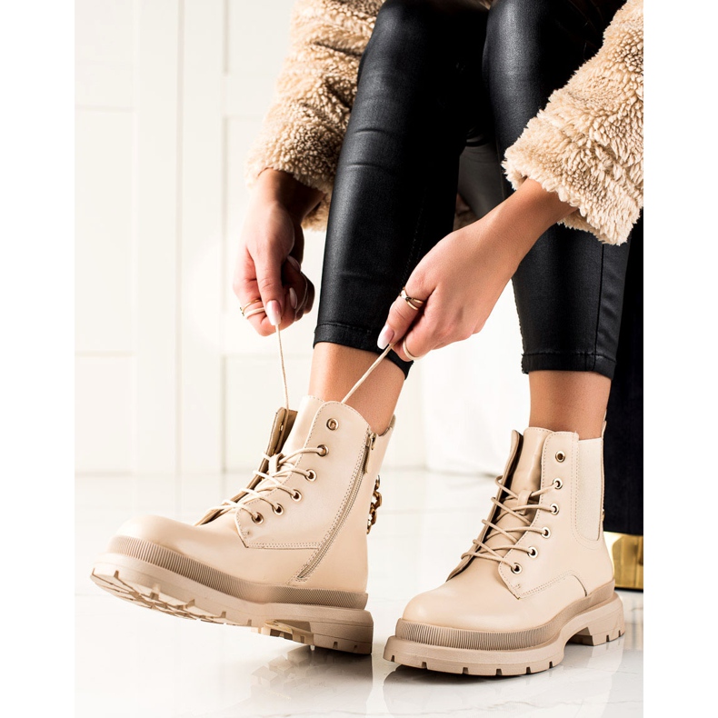 Bestelle Stivali beige alla moda 1