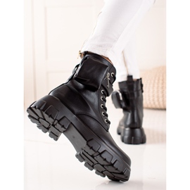 TRENDI Trapper alla moda nero 1